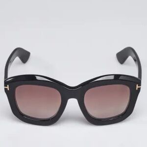 TOM FORD Julia Sunglasses with Black Acetate Frame-TF582